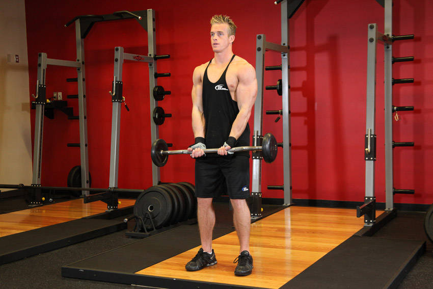 Close-Grip EZ Bar Curl demonstration