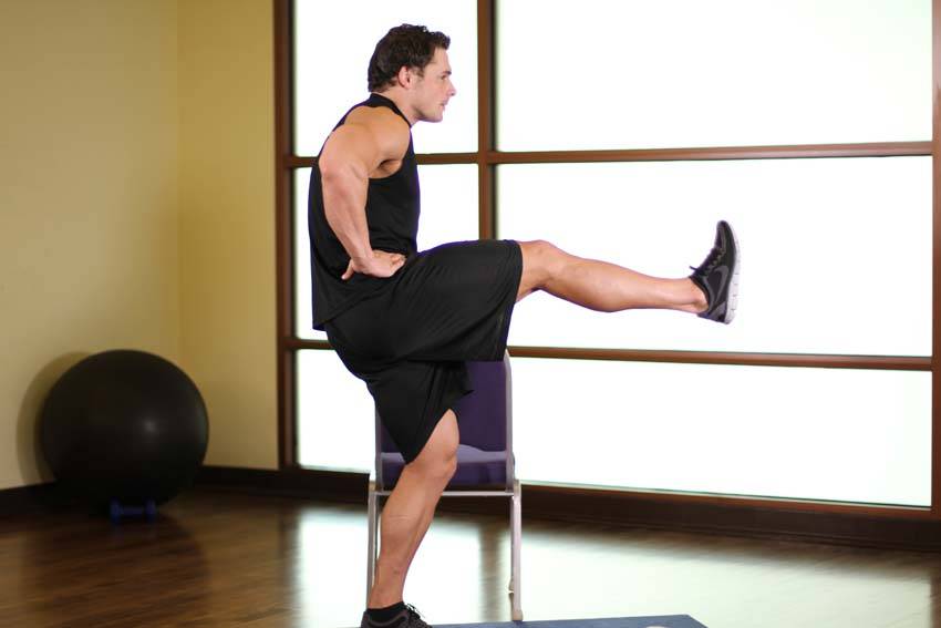 Front Leg Raises demonstration