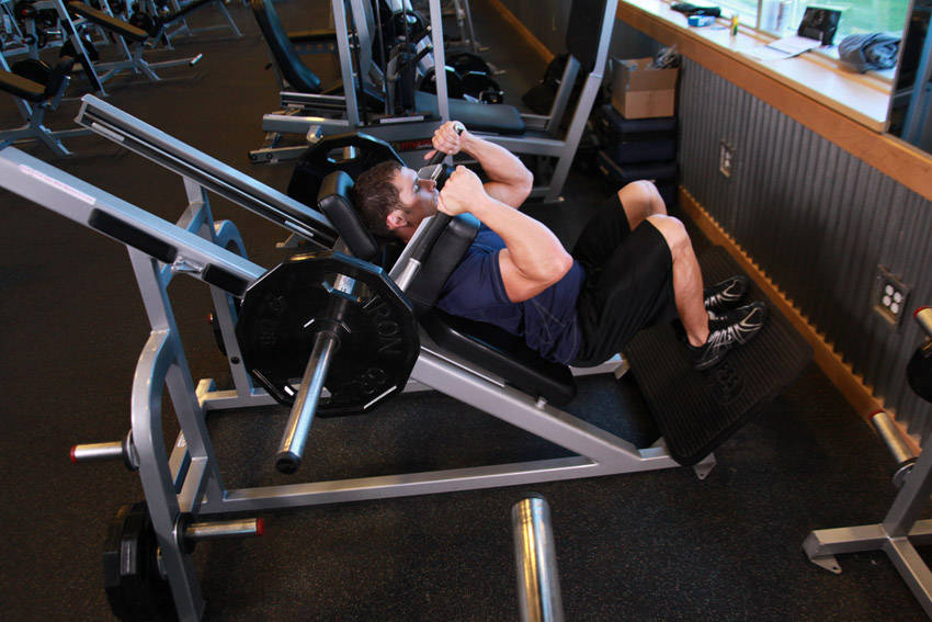 Narrow Stance Hack Squats demonstration