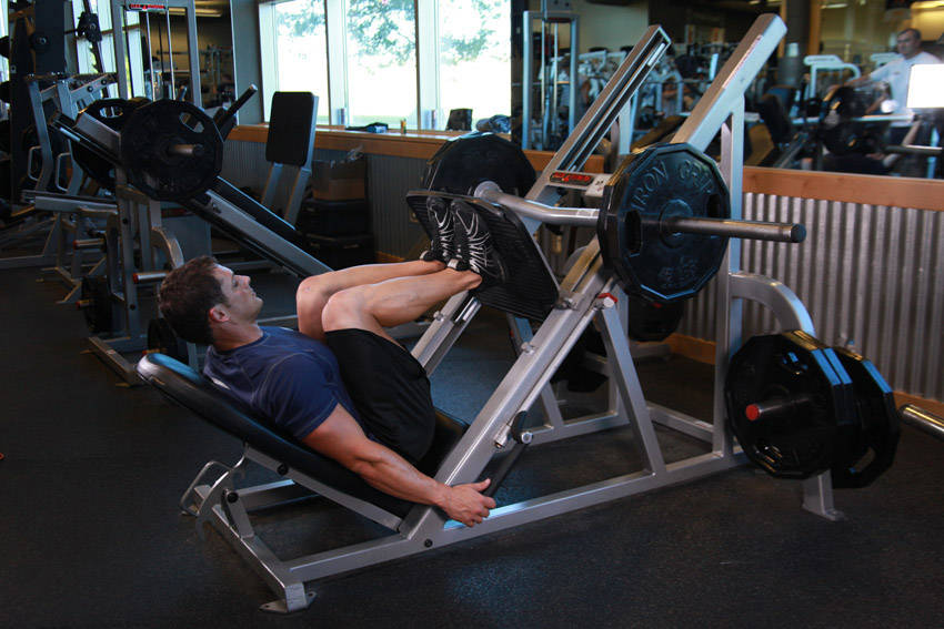 Narrow Stance Leg Press demonstration