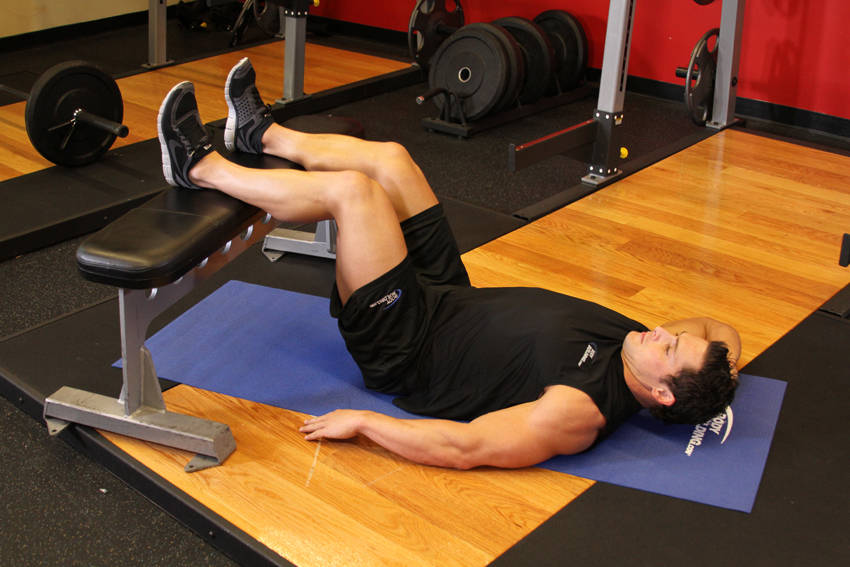 Oblique Crunches demonstration