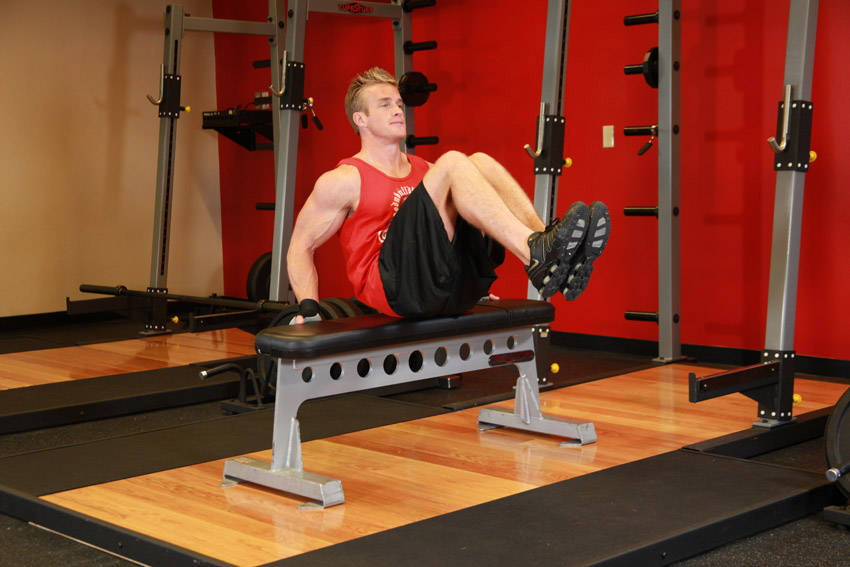 Seated Leg Tucks demonstration