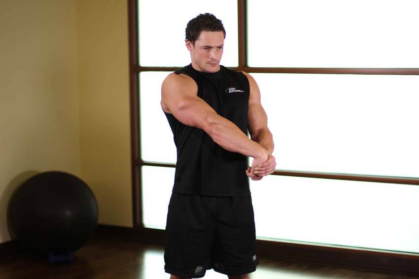 Side Wrist Pull demonstration
