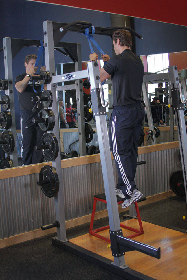 Single-Leg High Box Squat demonstration