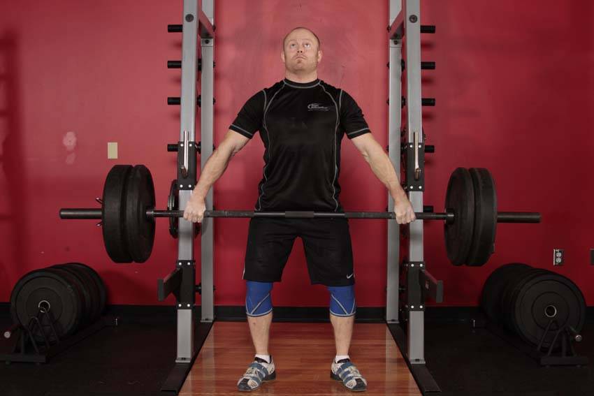 Snatch Shrug demonstration