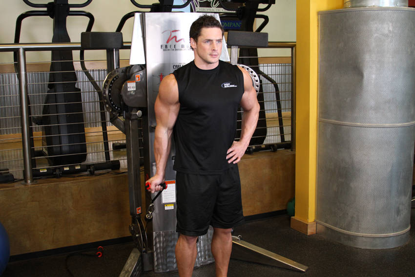 Standing One-Arm Cable Curl demonstration