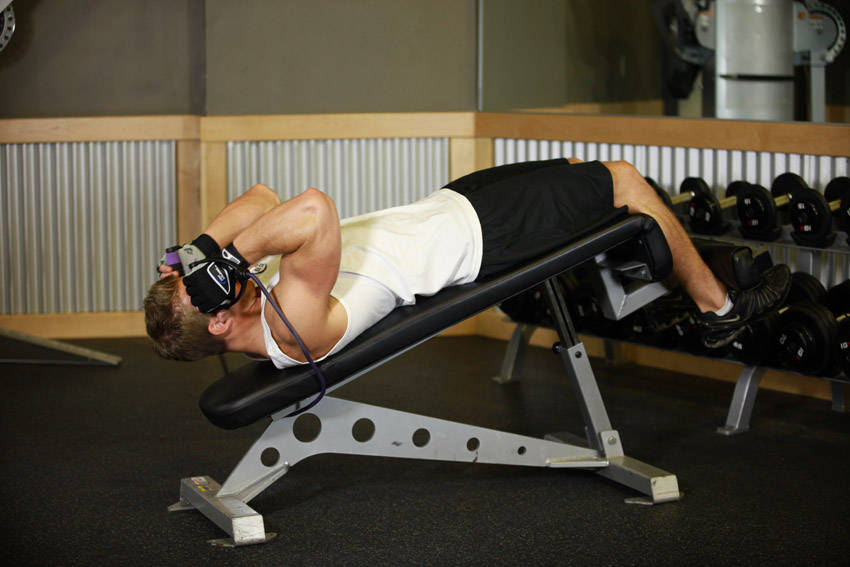 Weighted Sit-Ups - With Bands demonstration
