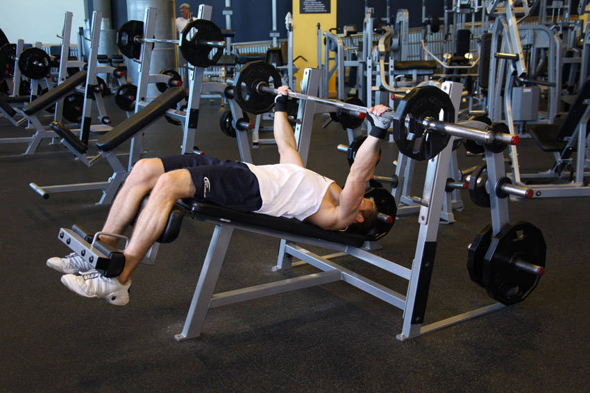 Wide-Grip Decline Barbell Bench Press demonstration