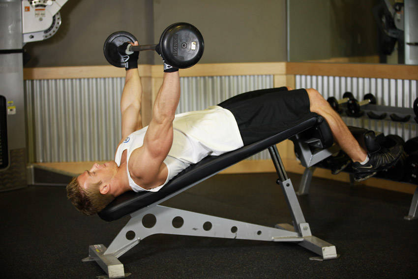 Wide-Grip Decline Barbell Pullover demonstration